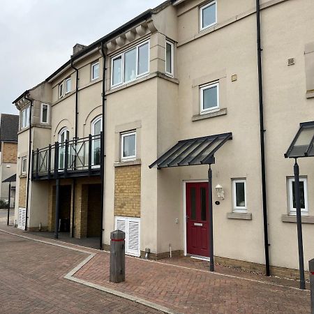 Peterborough, Hampton Vale Lakeside En-Suite Large Double Bedroom With Great Modern Facilities Exterior foto
